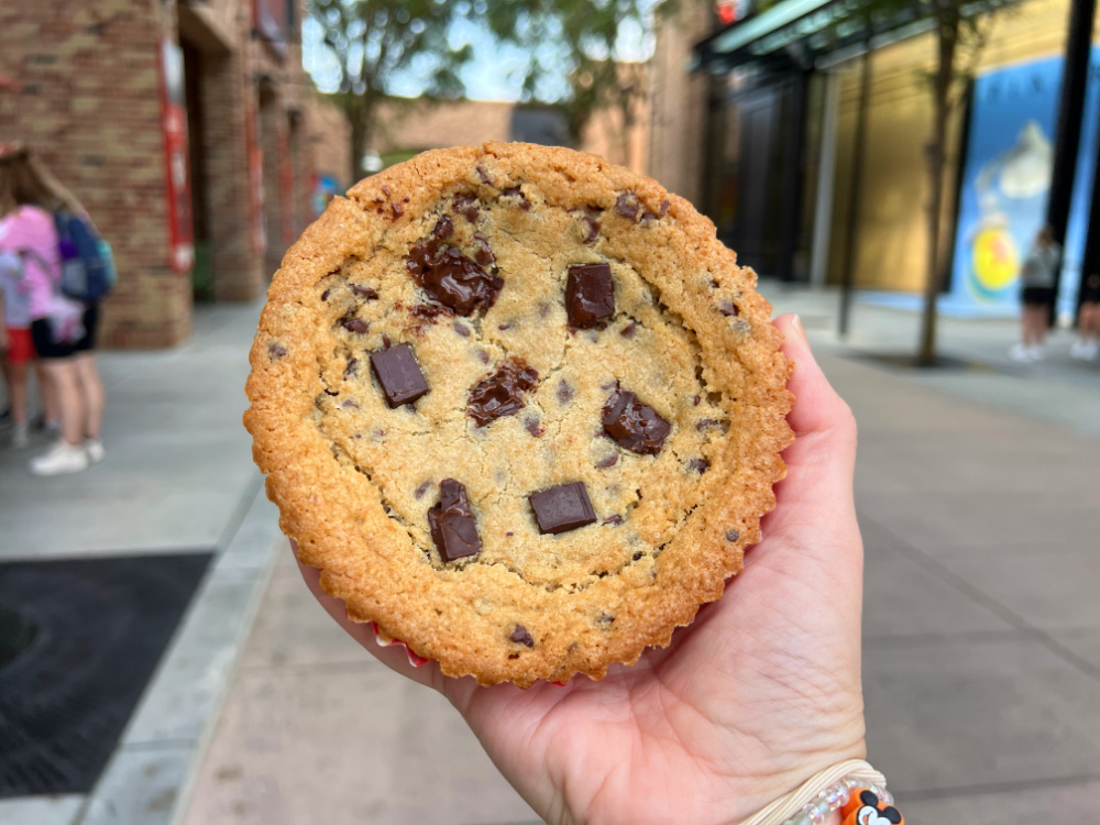 Best Snacks at Hollywood Studios - Jack Jack's Num Num cookie